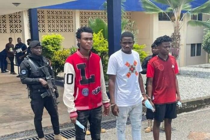 3 arrested over police recruitment fraud