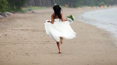 Angry bride ends marriage 10 hours after wedding as drunk groom hits her