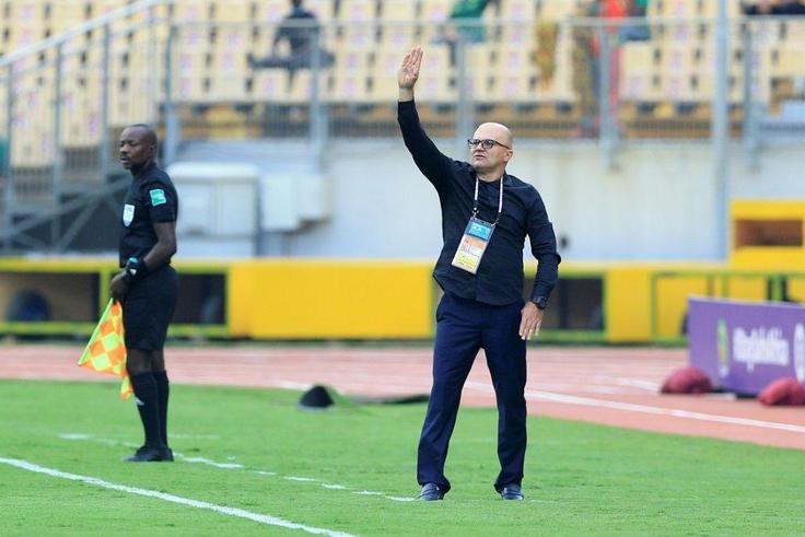 Zimbabwe coach Zdravko Logarusic gives instructions during the African Nations Championship in Cameroon last January