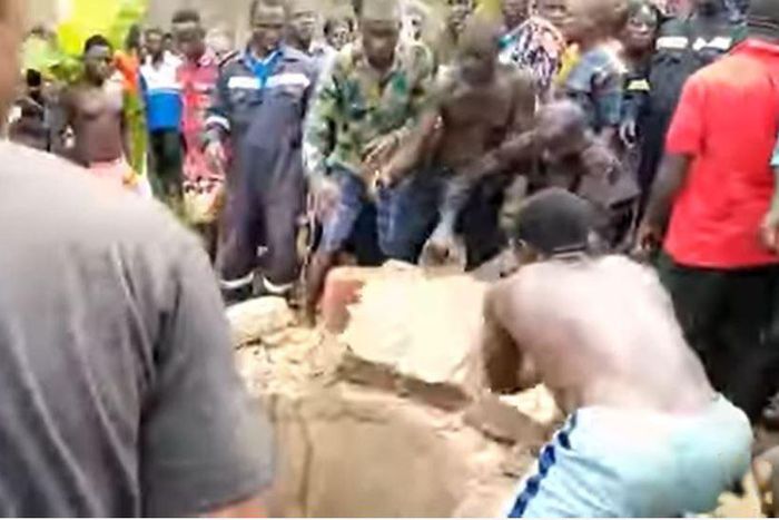 Fire service officer drowns & dies while rescuing 3 men from a well (video)