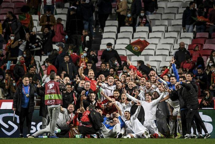 Serbia shocked Portugal 2-1 in Lisbon to qualify for the 2022 World Cup