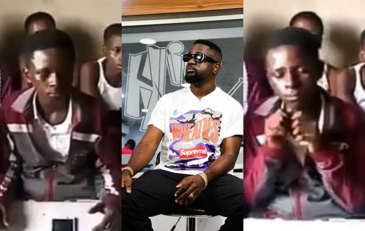 Sarkodie thrilled by school children