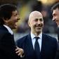 Milan's CEO Ivan Gazidis (C) previously worked with Arsenal.