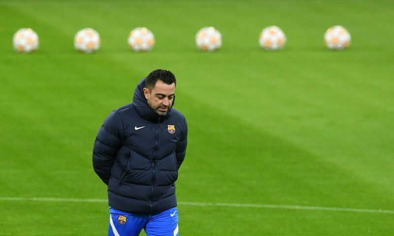 Xavi at a training session before facing Bayern Munich