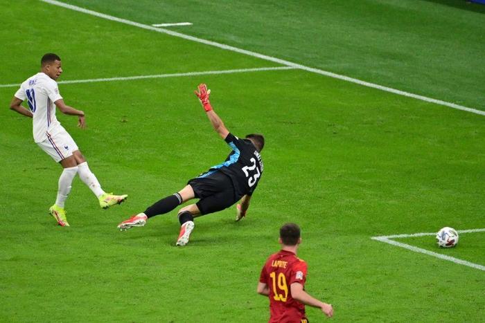 Kylian Mbappe fired the decisive goal to win the Nations League for France