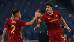 On target: Roma's Eldor Shomurodov  (right)