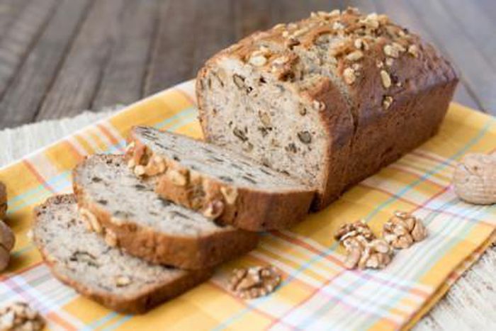 Banana nut bread