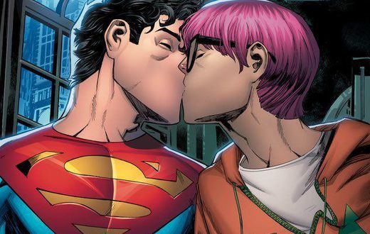 Superman now bisexual