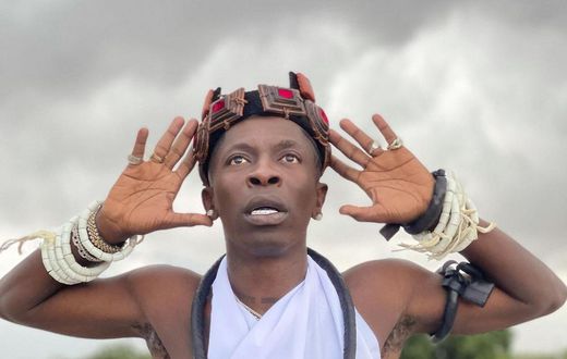 Shatta Wale in Botoe music video