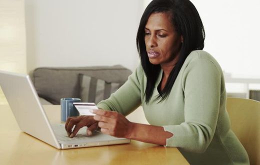 5 red flags to watch out for before buying from an online vendor