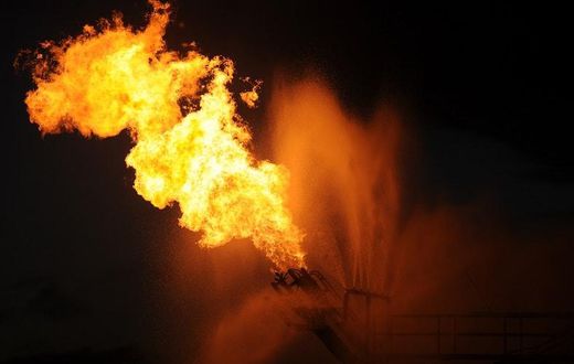 Man sets himself ablaze at Santa Maria to avoid arrest for inflicting cutlass wounds on his father