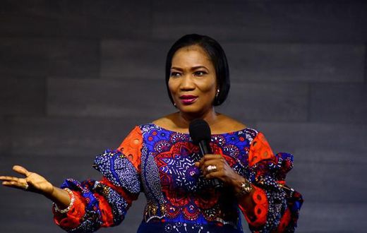 “When last did you thank your wife after sex?” - Female pastor blasts men (video)