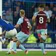 Wonder strike: Andros Townsend (left) put Everton in front