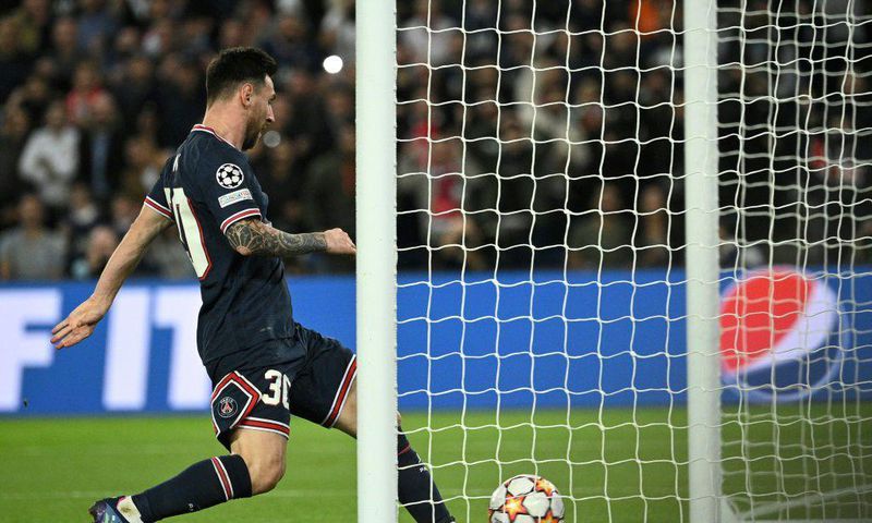 Lionel Messi follows in to score PSG's second-half equaliser