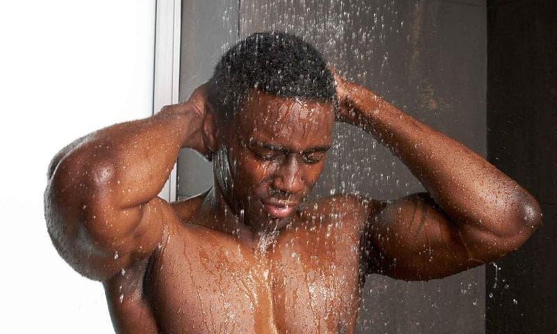 Dear men, here's how to wash your penis