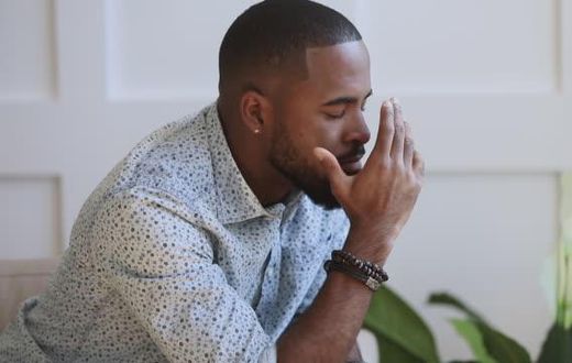6 stages men go through after a breakup