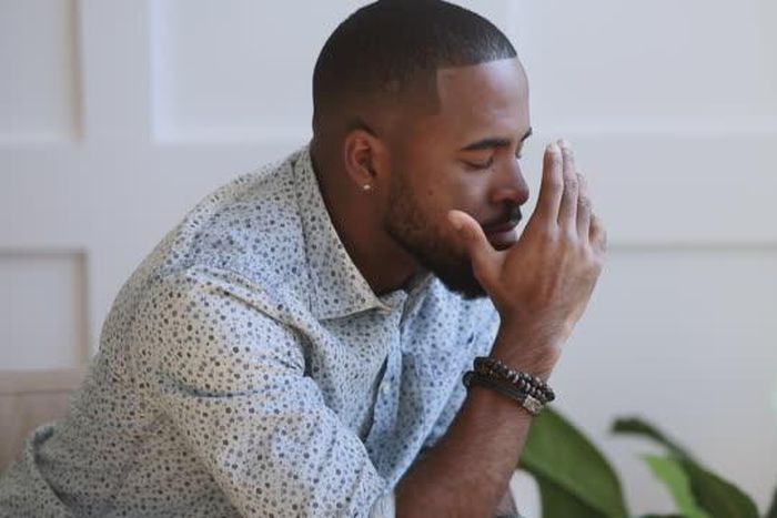 6 stages men go through after a breakup