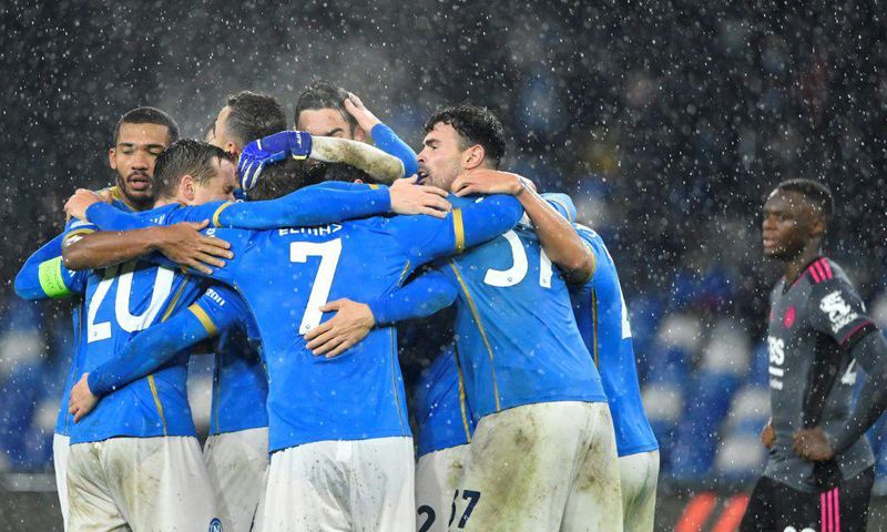 Napoli's players celebrate after beating Leicester