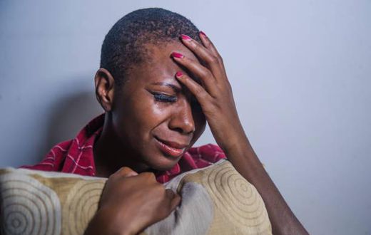Crying woman (istockphoto)