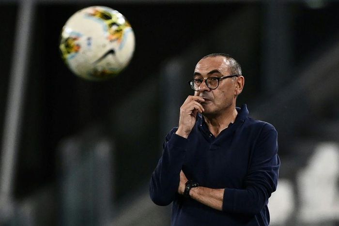 Maurizio Sarri won trophies with Chelsea and Juventus.