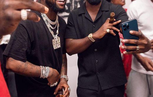 Sarkodie and Davido in Lagos