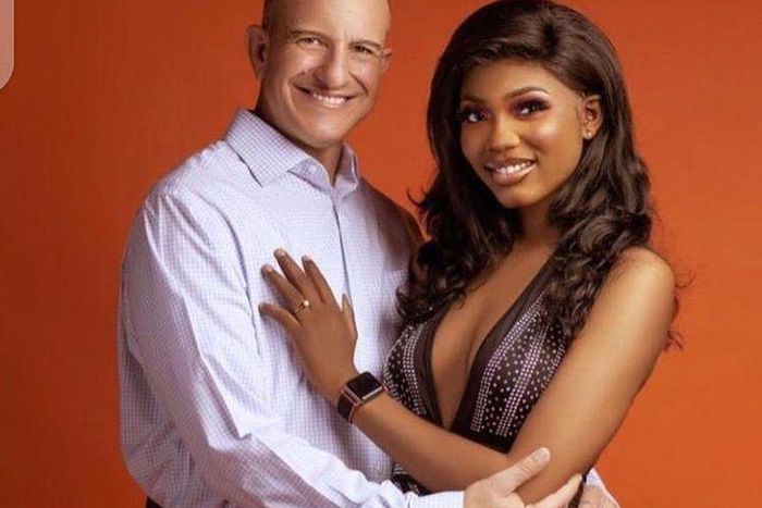 Lady marries Sakawa boyfriends client after he asked her to chat with him