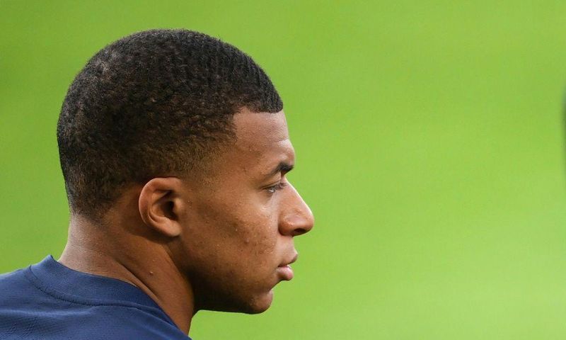 Kylian Mbappe can walk away from PSG for free at the end of the season