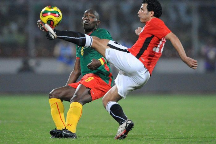 A file picture of now retired Cameroon star Geremi Njitap (L) playing against Egypt during he 2008 Africa Cup of Nations in Ghana