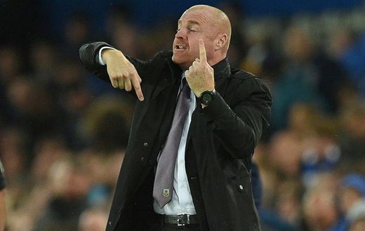 Sean Dyche has signed a new deal with Premier League side Burnley