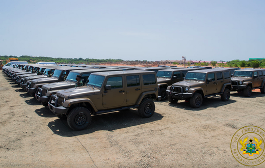 Akufo-Addo presents vehicles to GAF