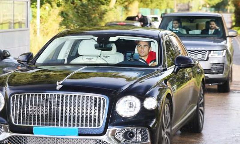 Cristiano Ronaldo’s driver queues for 7 hours to buy fuel to fill footballer’s Bentley