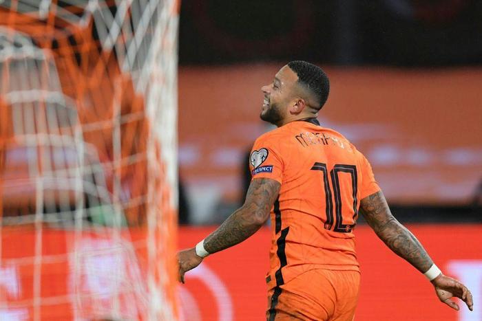 Memphis Depay scored 12 goals in 10 qualifying matches