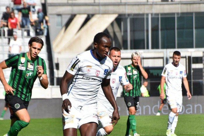 Raphael Dwamena back in action after heart problem sidelined him for a year