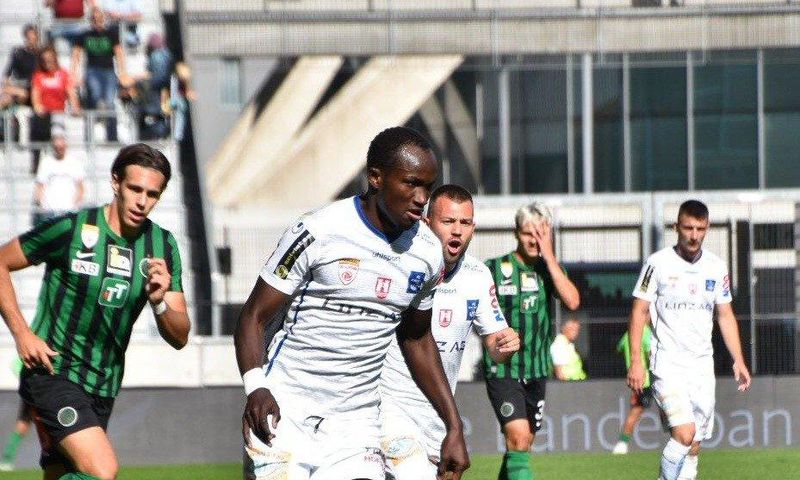 Raphael Dwamena back in action after heart problem sidelined him for a year