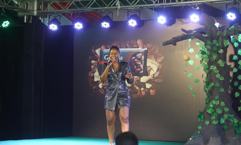 MzVee