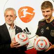 German football legend Gerd Mueller (L) with Bayern Munich and Germany star Thomas Mueller, whom he helped to nurture, in 2010