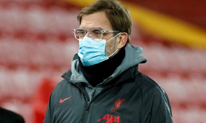Liverpool manager Jurgen Klopp has urged players to be vaccinated against coronavirus