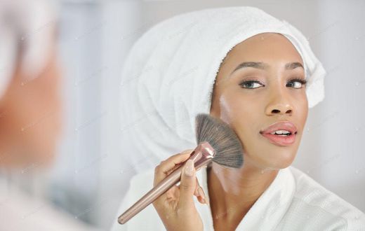 5 makeup ingredients to avoid if you have dry skin