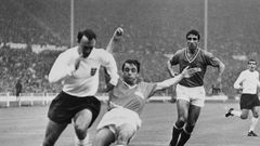 Jimmy Greaves in action at the 1966 World Cup