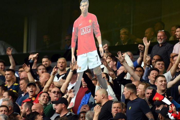 Manchester United fans celebrated the imminent return of Cristiano Ronaldo