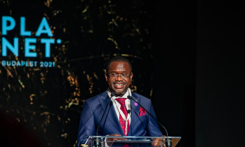 Dr Siaw Agyepong