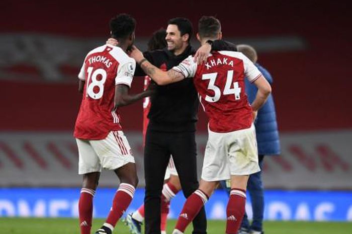 It’s not Partey’s fault that he was bought for £45 million – Xhaka defends Ghana midfielder