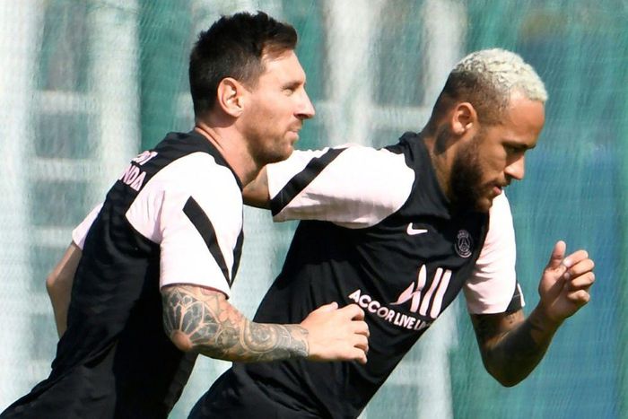 Lionel Messi and Neymar trained together on Friday but are due to meet in World Cup qualifying next month