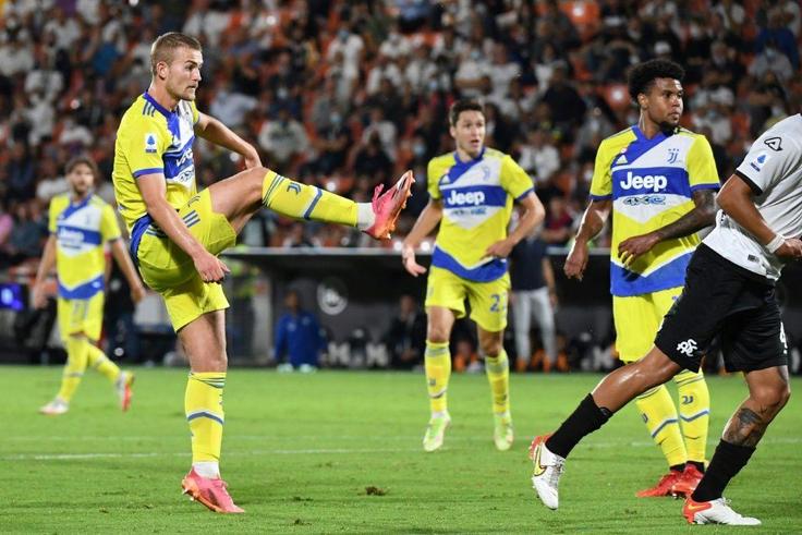 Matthijs De Ligt's strike at Spezia earned Juve their first win of the season