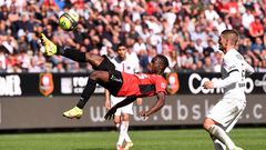 Video: Watch how skilful Kamaldeen outshined Messi, Neymar and Mbappe as Rennes beat PSG