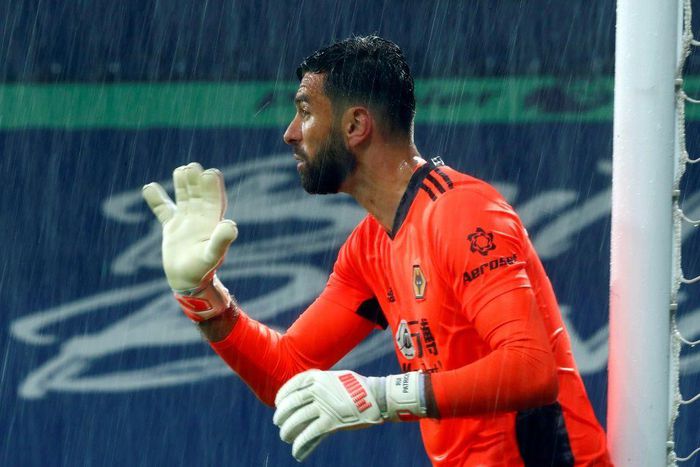 Wolverhampton Wanderers'  goalkeeper Rui Patricio has joined fellow-Portuguese Jose Mourinho at Roma