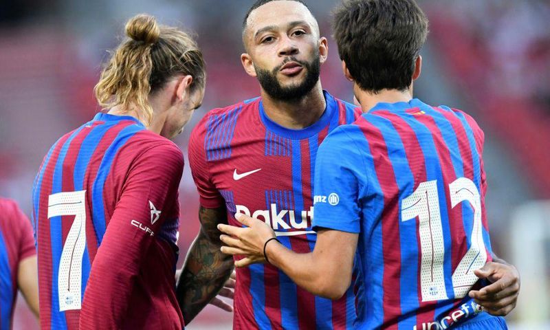 Barcelona are relying on Antoine Griezmann (L) and Memphis Depay (C) for goals after the exit of Lionel Messi