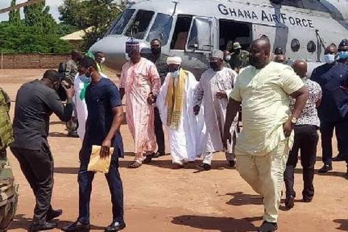 Bawumia and Chief Imam arrive in Ejura to console the bereaved families
