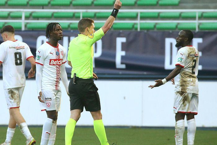 Souleymane Karamoko is shown a red card at Troyes to leave Nancy with eight men