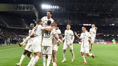 Achraf Hakimi (L) scored twice, including an injury-time winner